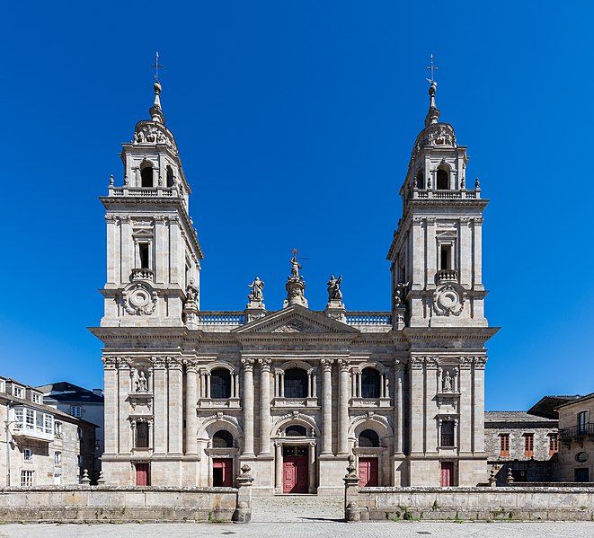 Archivo:Catedral de Santa María, Lugo, España, 2015-09-19, DD 06.jpg