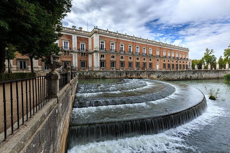 Archivo:Palacio Real de Aranjuez - 130921 115527.jpg