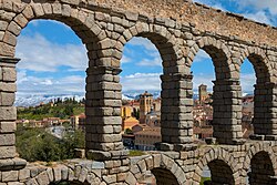 Segovia - Aqueduct - 2.jpg