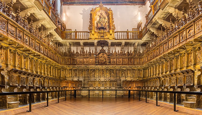 Archivo:Monasterio de San Martín, Santiago de Compostela, España, 2015-09-23, DD 26-28 HDR.jpg