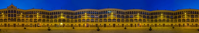 Archivo:Plaza de toros vieja, Tarazona, España, 2015-01-02, DD 36-43 PAN.JPG