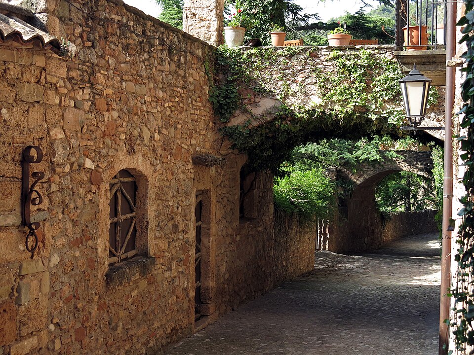 Archivo:176 Casa del Molí, pge. Camil Antonietti (Mura).JPG