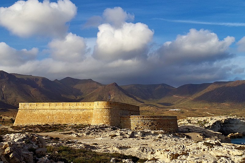 Archivo:El Castillo de San Felipe, Parque natural Cabo de Gata-Níjar Almería.jpg