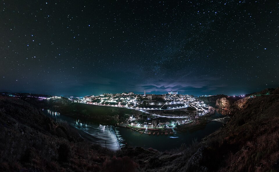Archivo:Toledo duerme.jpg