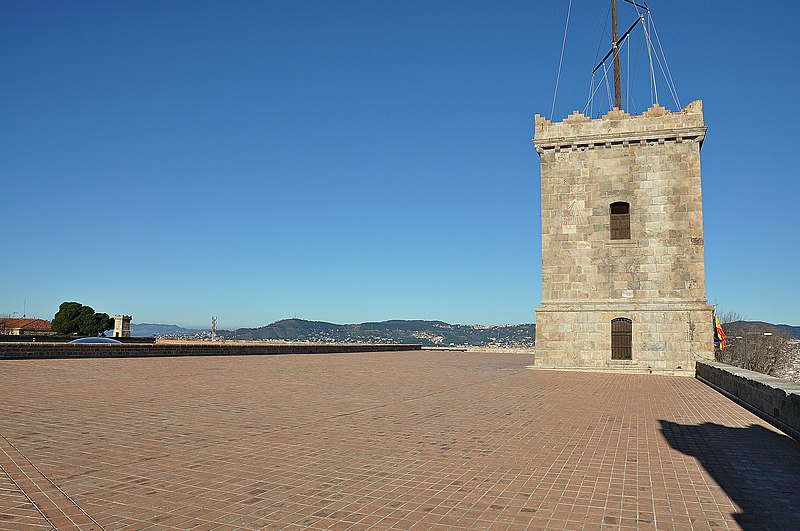 Archivo:Castell de Montjuic-Barcelona (8).JPG
