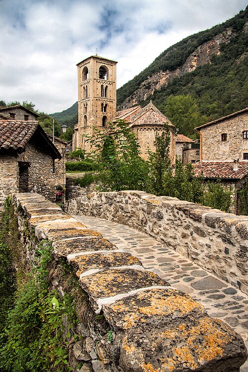 Archivo:Pont de Beget.jpg